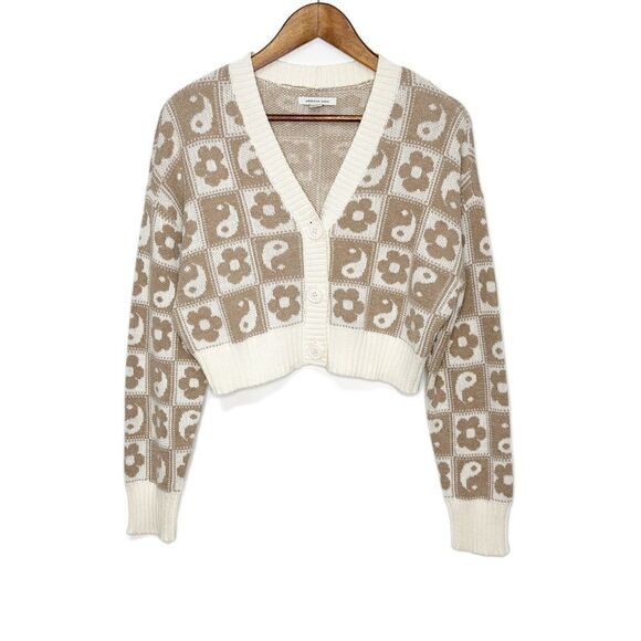 American Eagle Outfitters Sweaters - American Eagle Cropped Cardigan Sweater Yin & Yang Extra Small